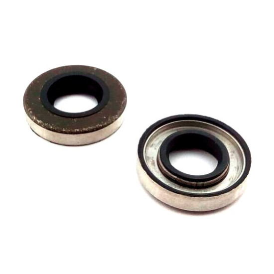Oil seal of the drive shaft